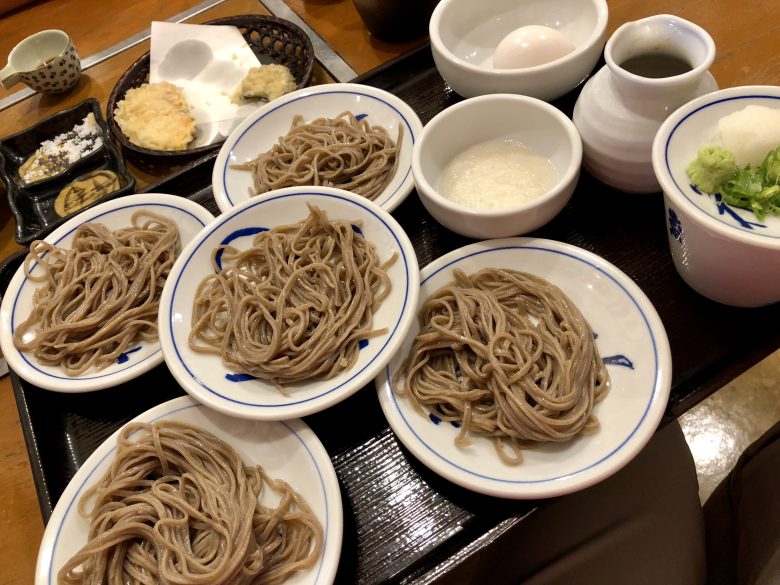 兵庫の地酒と合う 手打ち出石皿そば 花水木 神戸を食べ歩きする自由なブログ