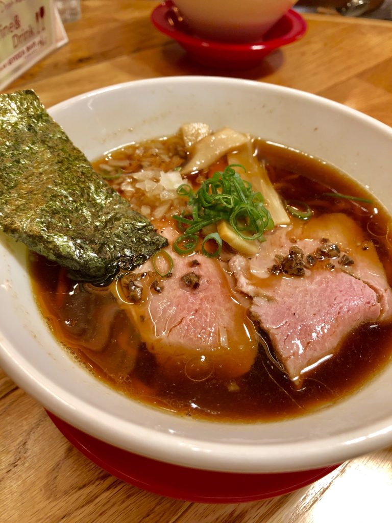 食べ歩き　神戸