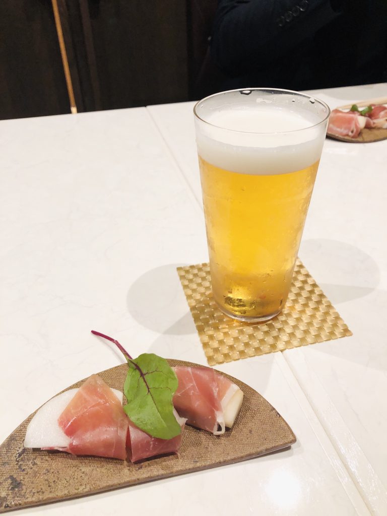 神戸　食べ歩き　グルメ　ブログ